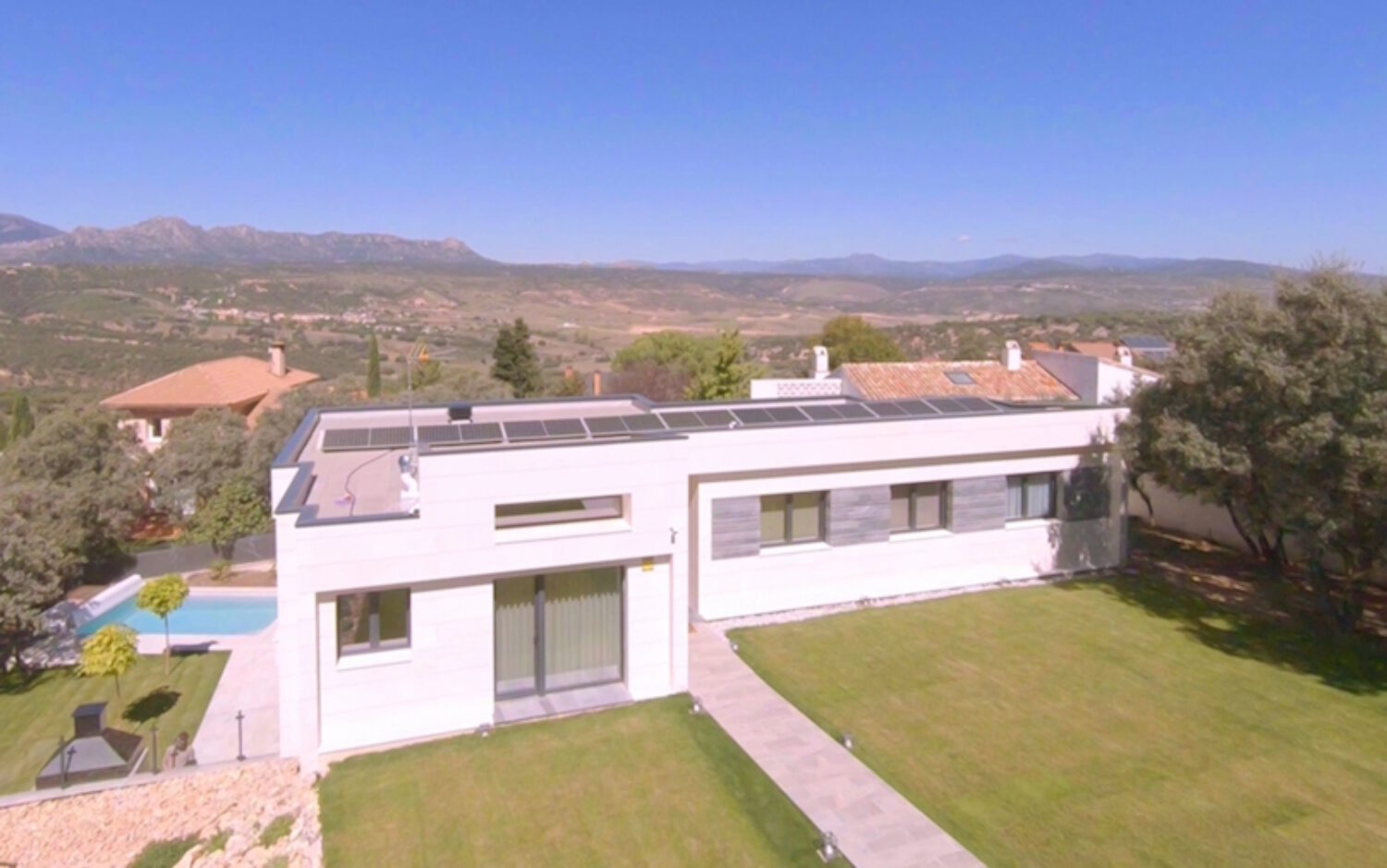 Perspectivas espectaculares con nuestro servicio de grabación con dron para el sector de la construcción